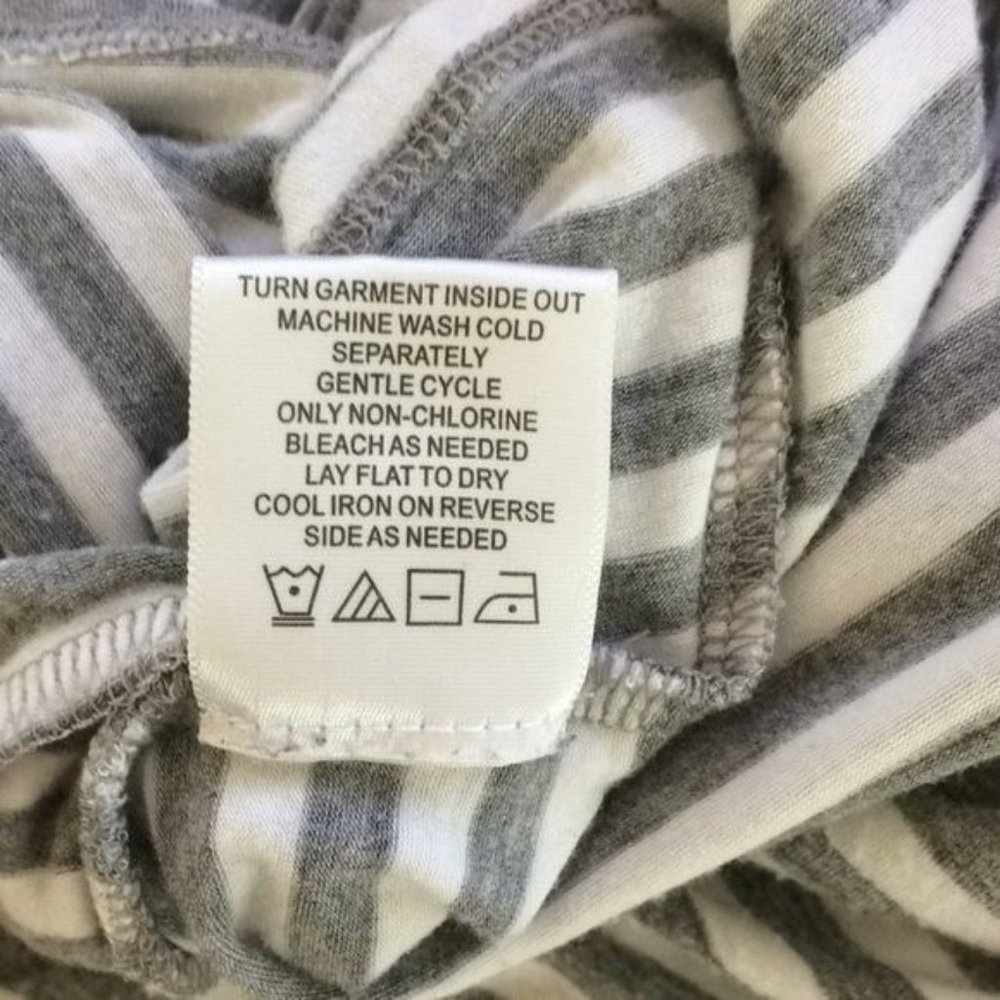 Olivia Sky Womens Gray White Striped Short Sleeve Pocket Tunic Top Size S - Picture 6 of 6